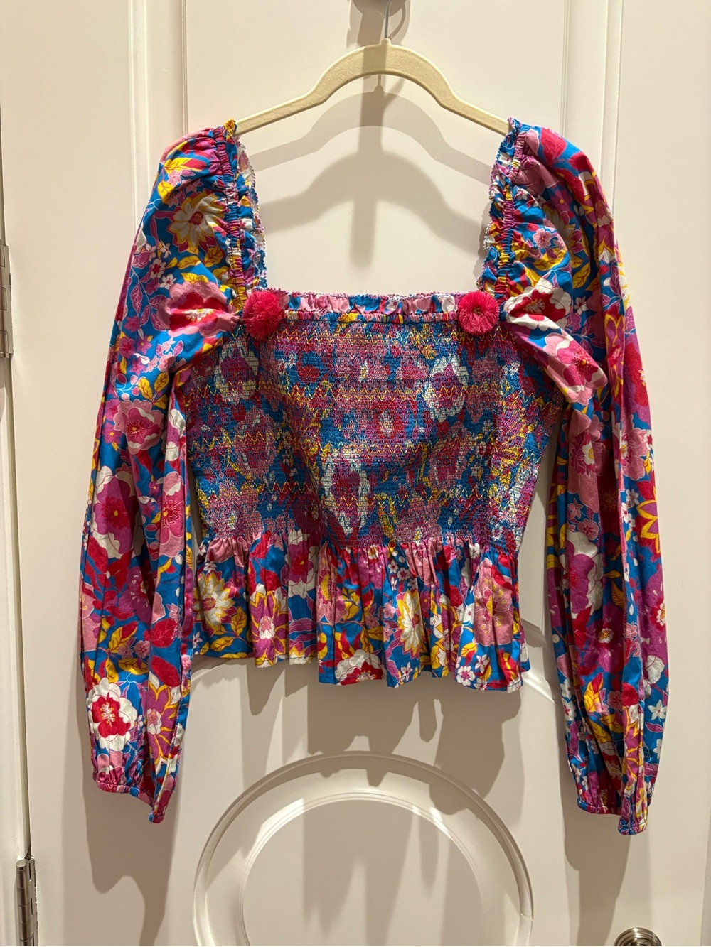Floral Smocked Puff-Sleeve Crop Top in Multicolor Pink